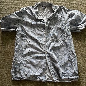 Gramicci button up missing one button second from bottom